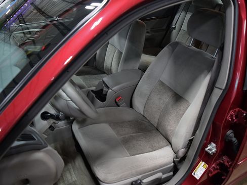 Used 2005 Chevrolet Impala LS FWD image 18