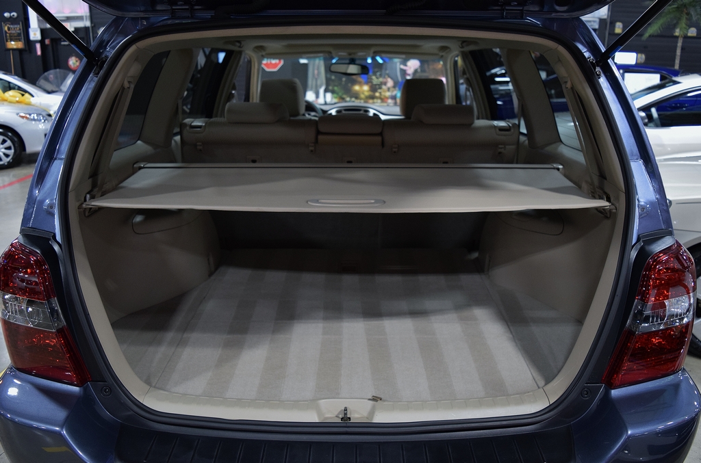 Used 2005 Toyota Highlander Limited FWD image 22