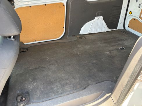 Used 2019 Ford Transit Connect XL Long Wheel Base FWD image 12