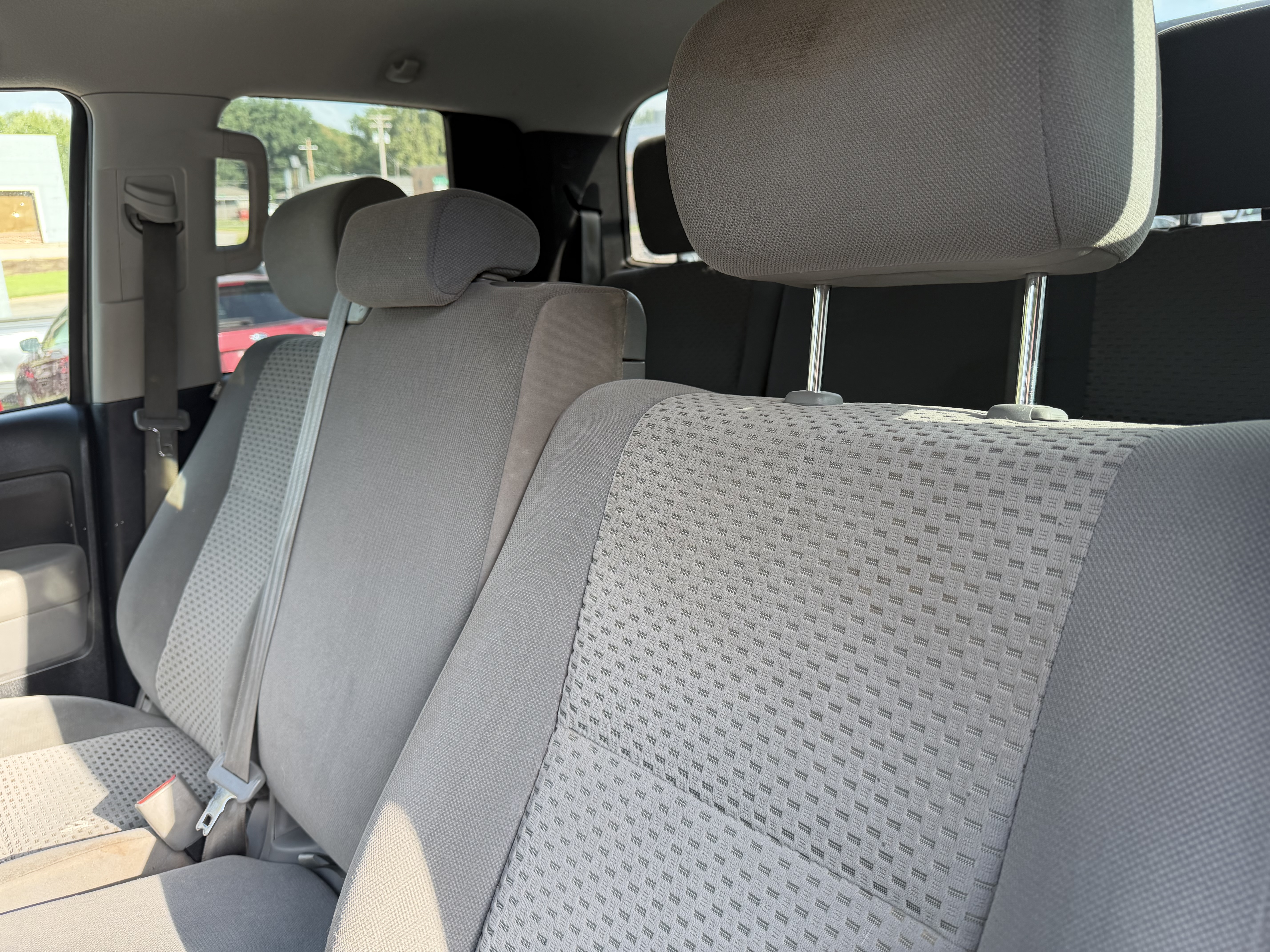 Used 2011 Toyota Tundra 4x4 Double Cab image 14