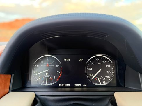 Used 2011 Land Rover Range Rover Supercharged AWD/4WD image 13