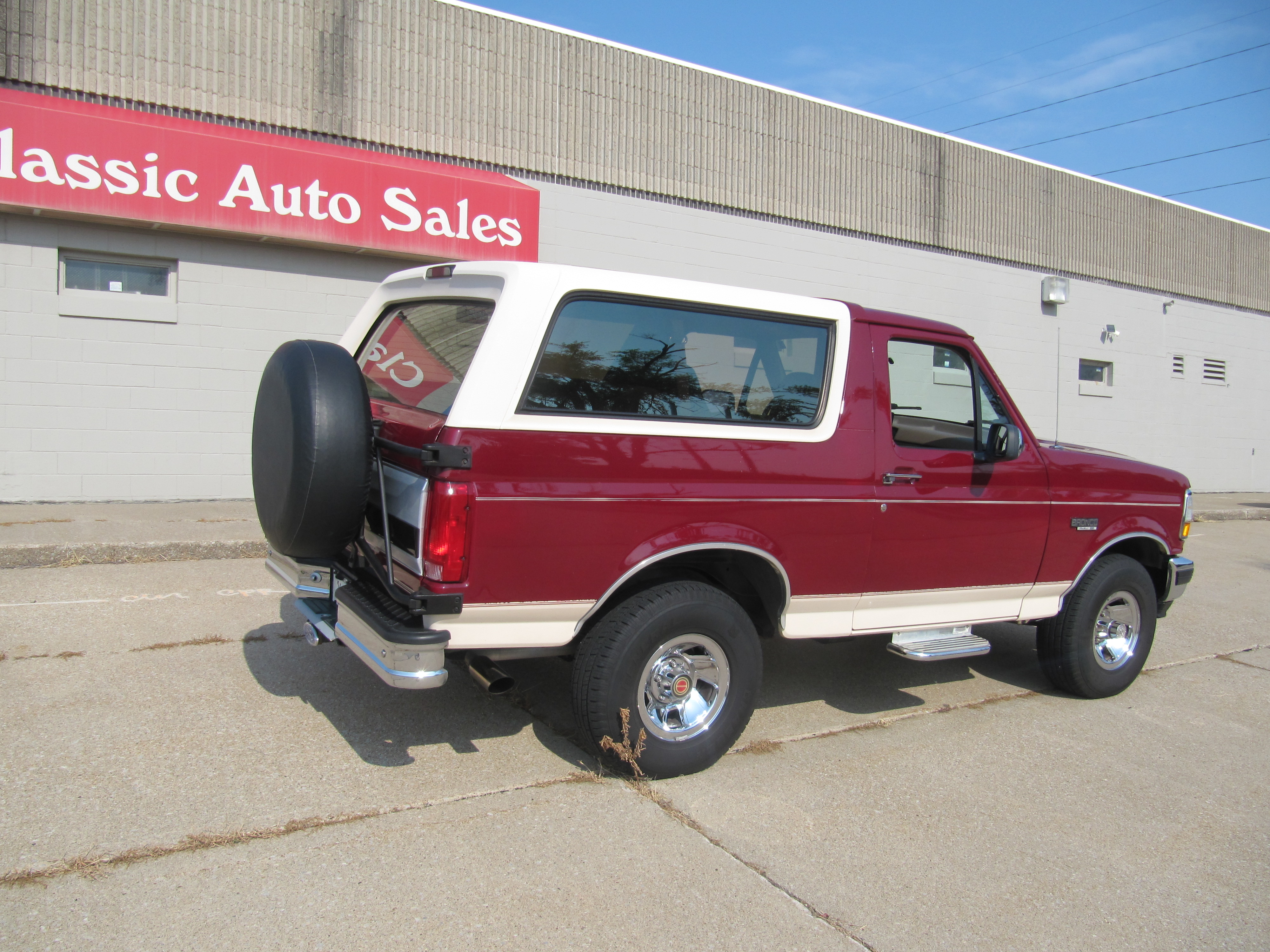 Used 1993 Ford Bronco Eddie Bauer AWD/4WD image 8