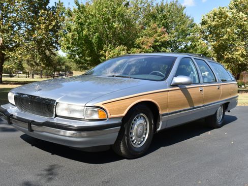 Used 1994 Buick Roadmaster Estate image 1