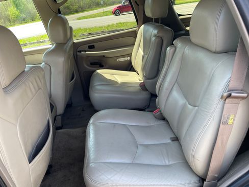 Used 2003 Chevrolet Tahoe AWD/4WD image 12