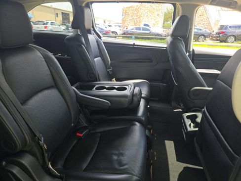 Used 2025 Honda Odyssey EX-L image 10