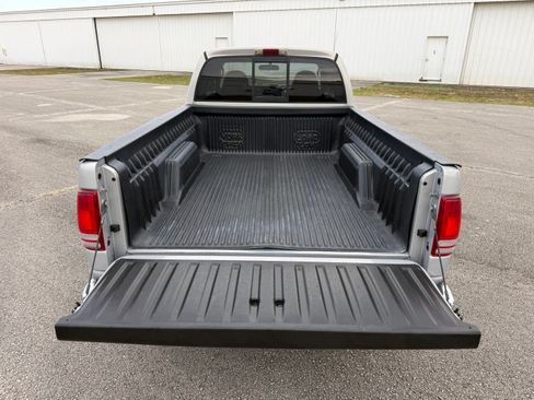 Used 2000 Dodge Dakota Sport RWD image 36