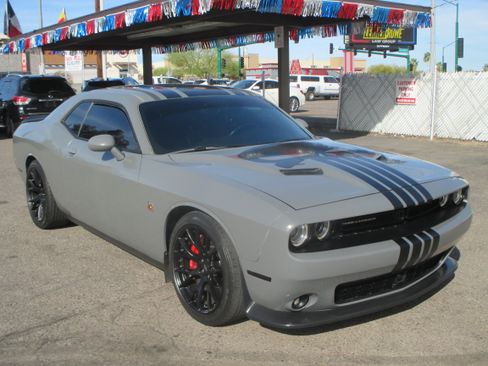 Used 2018 Dodge Challenger R/T Scat Pack image 12