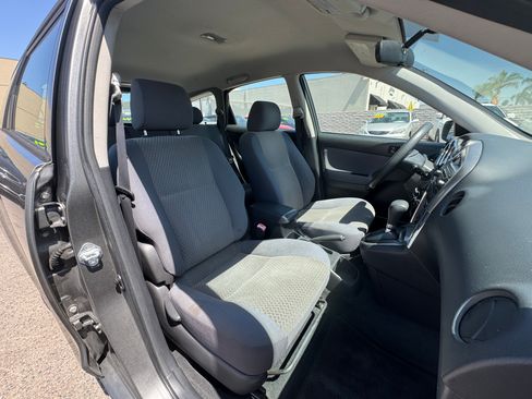 Used 2007 Toyota Matrix UNAVAIL FWD image 17