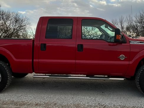 Used 2014 Ford F250 XLT image 9