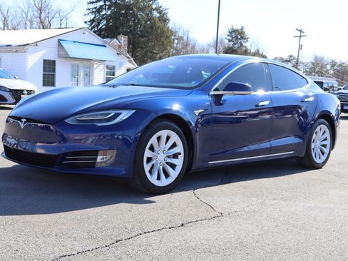 Used 2018 Tesla Model S 100D image 5