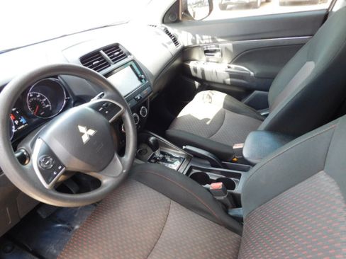 Used 2018 Mitsubishi Outlander Sport FWD image 9