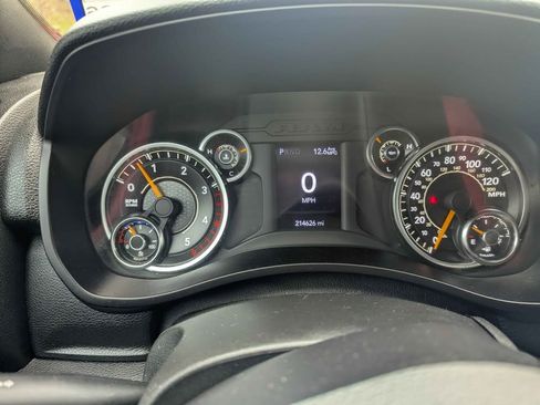 Used 2021 RAM 3500 Tradesman image 9