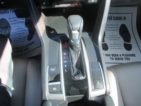 Used 2016 Honda Civic EX-T image 7