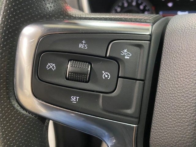 Used 2025 Chevrolet Blazer FWD LT w/ 2LT image 16