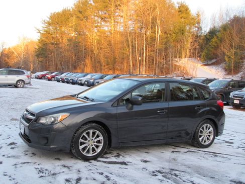 Used 2014 Subaru Impreza 2.0i Premium image 2