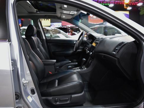 Used 2004 Honda Accord EX-L V6 Sedan image 22