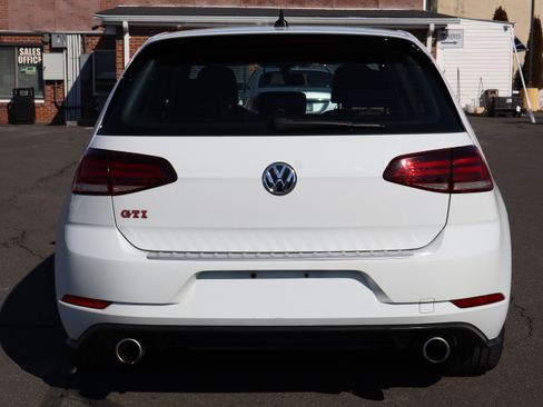 Used 2019 Volkswagen GTI SE image 7