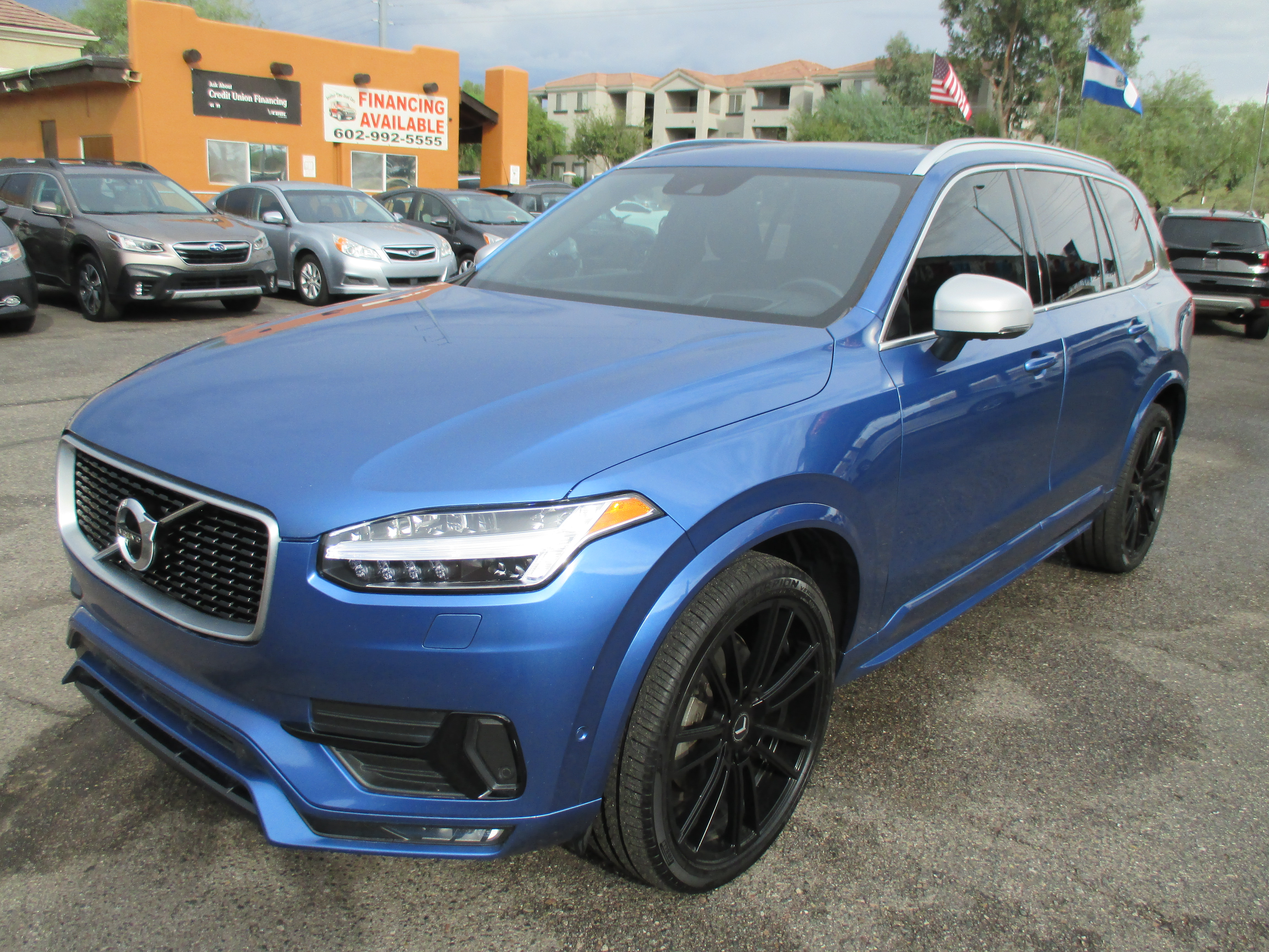 Used 2019 Volvo XC90 AWD T5 R-Design image 21