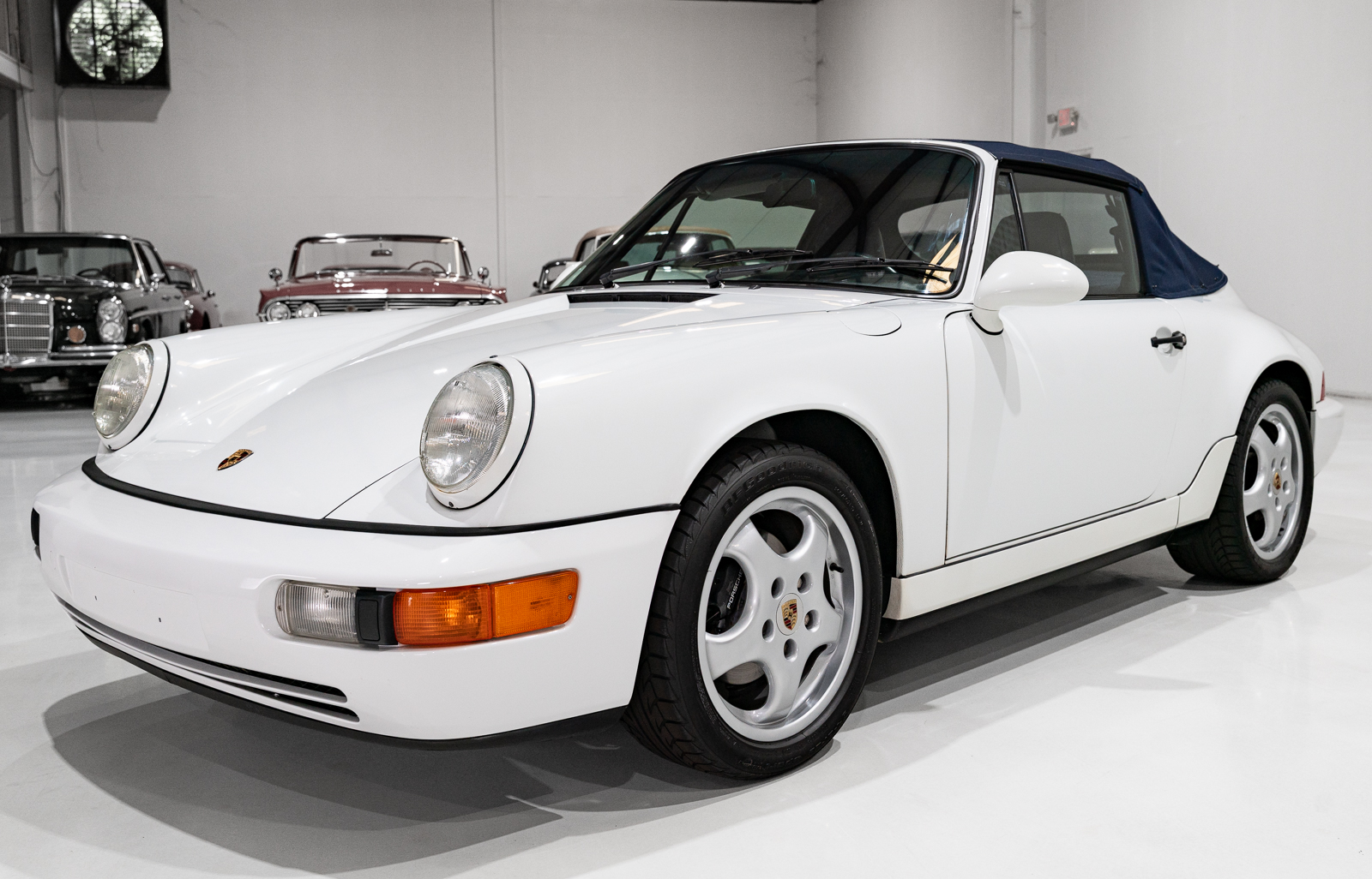 Used 1993 Porsche 911 Carrera Cabriolet RWD image 4