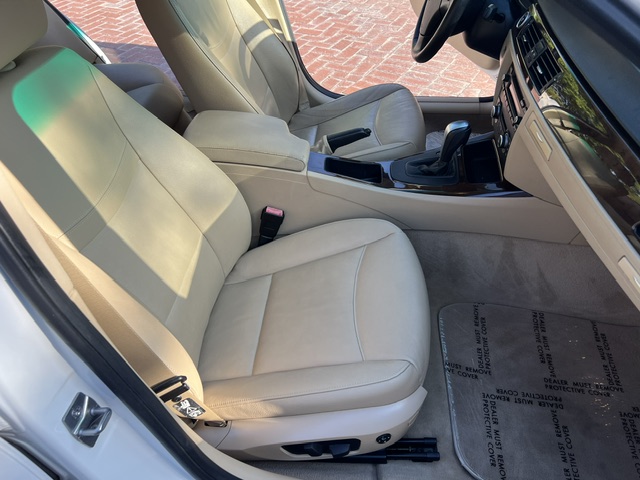 Used 2011 BMW 328i Sedan RWD image 21