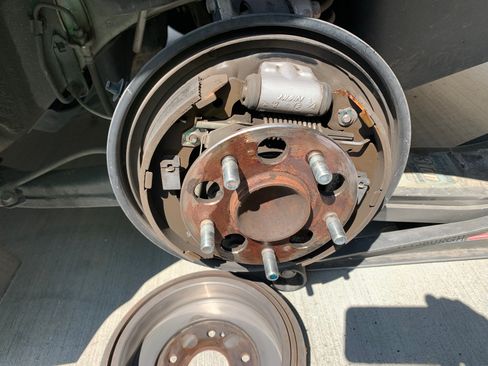 Used 2000 Chevrolet Astro image 13