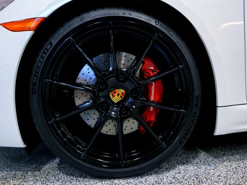 Used 2024 Porsche 718 Cayman GTS image 32