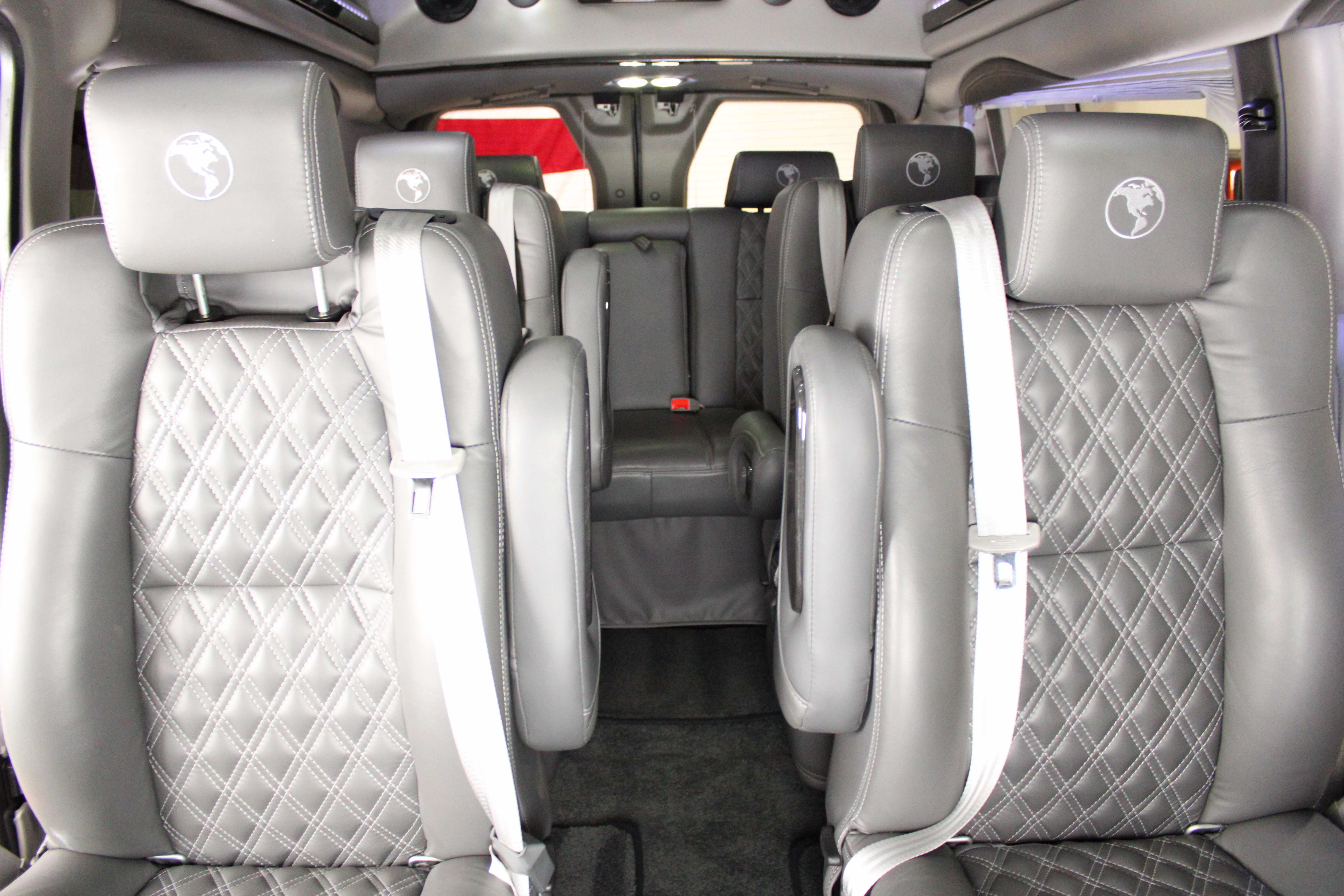 Used 2025 Ford Transit 150 Low Roof AWD image 10