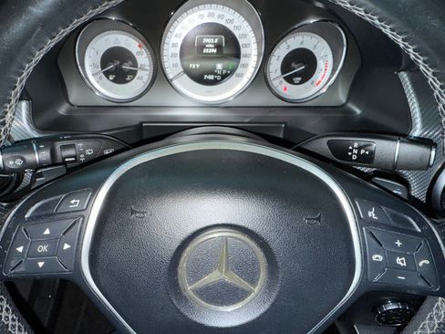 Used 2015 Mercedes-Benz GLK 350 image 21