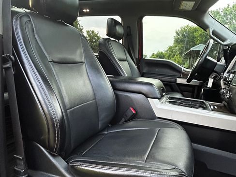 Used 2017 Ford F350 4x4 Crew Cab DRW Super Duty image 20