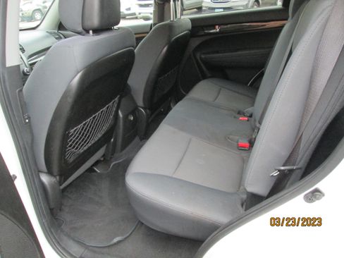 Used 2016 Ford Edge Titanium image 7