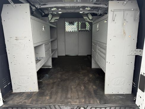Used 2018 Ford Transit 150 130 Low Roof RWD image 7