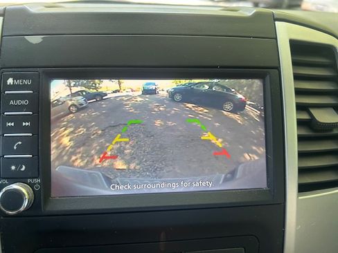 Used 2019 Nissan Frontier 2WD King Cab image 14