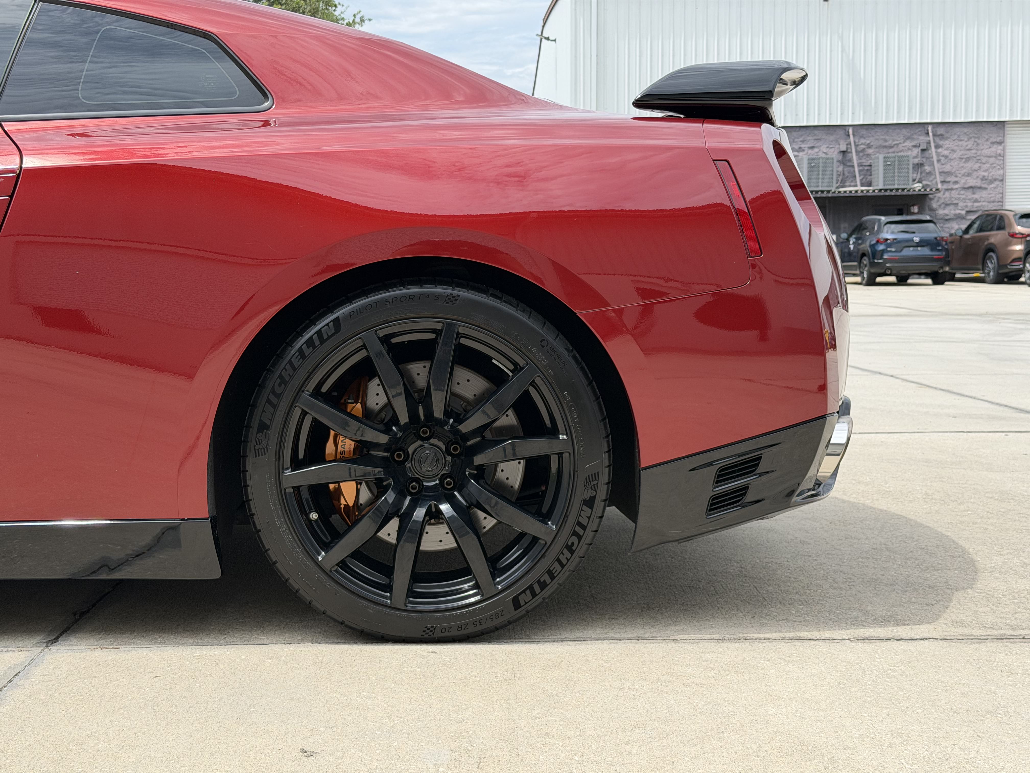 Used 2015 Nissan GT-R Premium AWD/4WD image 34