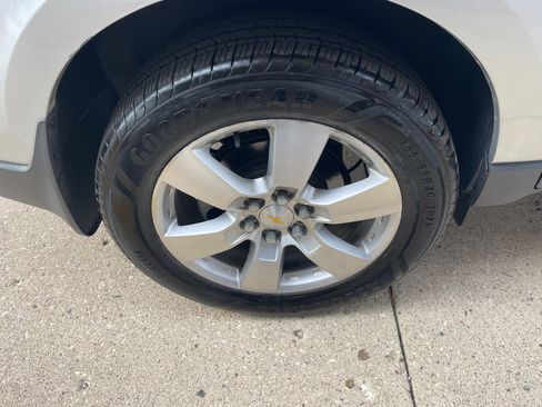 Used 2015 Chevrolet Traverse LTZ image 18