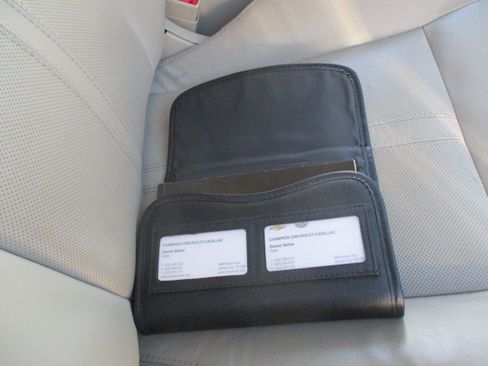 Used 2012 Cadillac SRX Luxury image 36