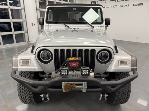 Used 2004 Jeep Wrangler X image 12
