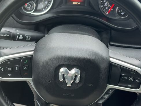 Used 2019 RAM 1500 Lone Star image 9