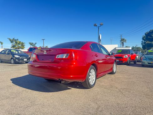 Used 2010 Mitsubishi Galant image 7