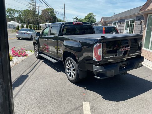 Used 2018 GMC Canyon 4x4 Crew Cab Denali image 5
