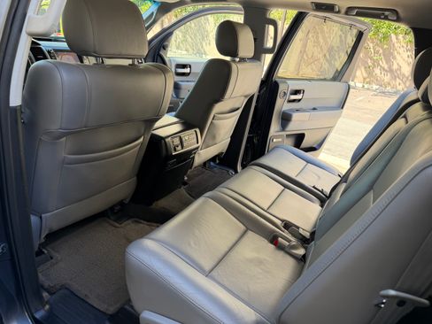 Used 2013 Toyota Sequoia Limited image 22