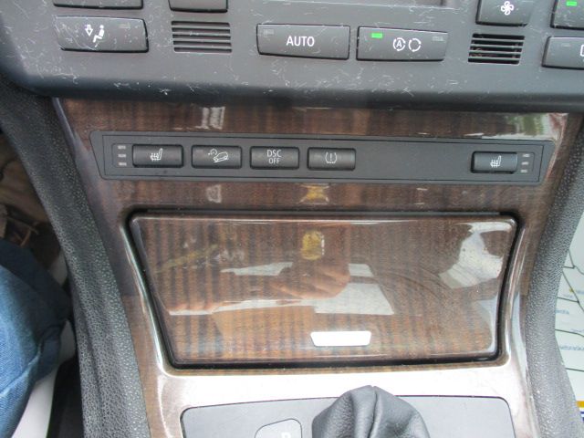 Used 2006 BMW X3 3.0i AWD/4WD image 46