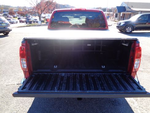 Used 2008 Nissan Frontier SE image 15