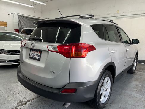 Used 2014 Toyota RAV4 XLE image 5