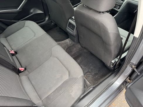 Used 2014 Volkswagen Passat 2.5 S image 15