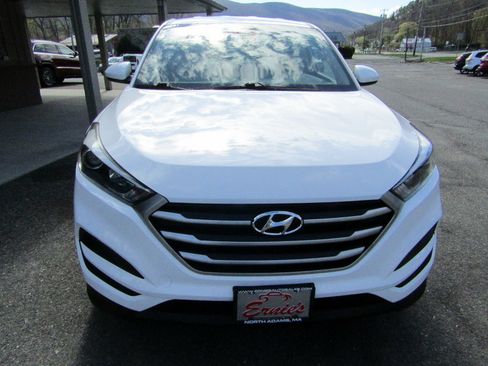 Used 2018 Hyundai Tucson SE image 7