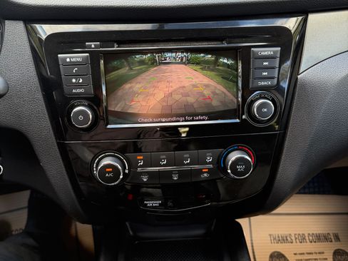 Used 2019 Nissan Rogue Sport SV image 8