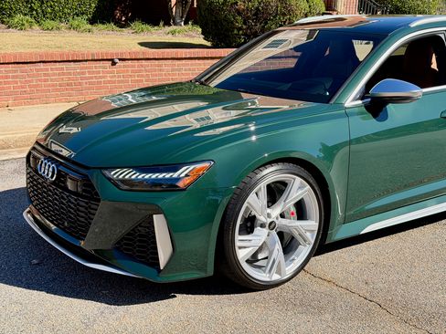 Used 2023 Audi RS 6 image 2