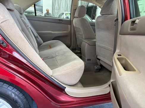 Used 2002 Toyota Camry V6 FWD image 14