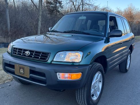 Used 1999 Toyota RAV4 image 14