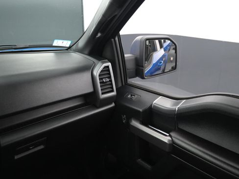 Used 2019 Ford F150 XLT image 19